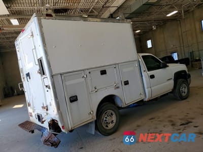 Trzecie zdjęcie samochodu z tyłu: 2005 CHEV SILVERADO SS EXTENDE VIN:1GCHK24U45E136857 - miniatura