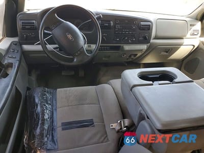 Zdjęcie 8 z 12 samochodu: 2006 FORD F250 SUPER DUTY VIN:1FTSX21526EA97370 - miniatura