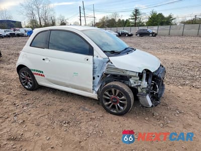 Czwarte zdjęcie samochodu z boku: 2018 FIAT 500 POP VIN:3C3CFFKH8JT425654 - miniatura