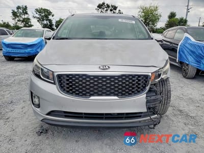 Piąte zdjęcie samochodu w środku: 2018 KIA SEDONA EX VIN:KNDMC5C16J6348099 - miniatura