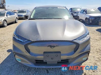 Piąte zdjęcie samochodu w środku: 2023 FORD MUSTANG MACH-E SELECT VIN:3FMTK1RM4PMA01061 - miniatura
