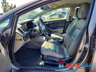 Zdjęcie 7 z 12 samochodu: 2014 KIA FORTE EX VIN:KNAFX4A81E5232096 - miniatura
