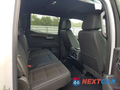 Zdjęcie 10 z 12 samochodu: 2023 CHEVROLET SILVERADO K1500 HIGH COUNTRY VIN:1GCUDJE8XPZ157356 - miniatura