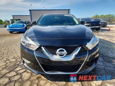 Piąte zdjęcie samochodu w środku: 2017 NISSAN MAXIMA 3.5 SL VIN:1N4AA6AP9HC445515 - miniatura