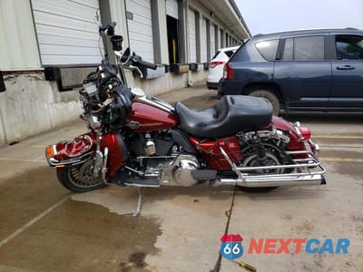 Trzecie zdjęcie samochodu z tyłu: 2010 HARLEY-DAVIDSON FLHTCU VIN:1HD1FC410AB672541 - miniatura