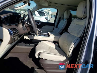 Zdjęcie 7 z 13 samochodu: 2023 LINCOLN NAVIGATOR BLACK LABEL VIN:5LMJJ2TG5PEL15856 - miniatura