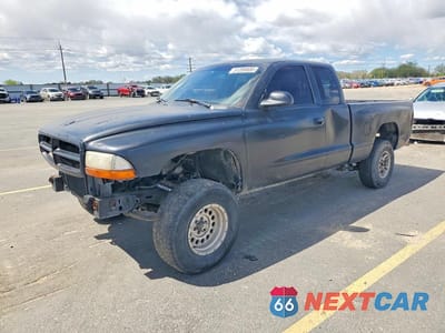 2001 DODGE DAKOTA 1B7GL22X51S188032 - główne zdjęcie licytacji z USA - miniatura