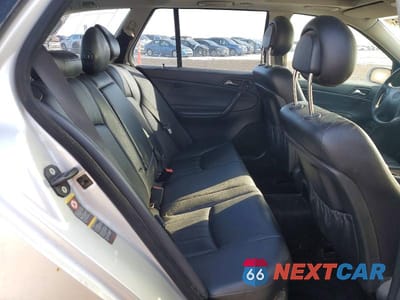 Zdjęcie 10 z 11 samochodu: 2005 MERCEDES-BENZ C 240 SPORTWAGON 4MATIC VIN:WDBRH81J55F596330 - miniatura