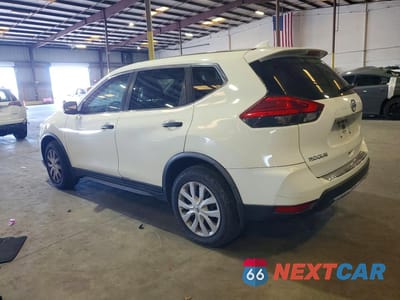 Drugie zdjęcie samochodu z przodu: 2017 NISSAN ROGUE S VIN:JN8AT2MT0HW139781 - miniatura
