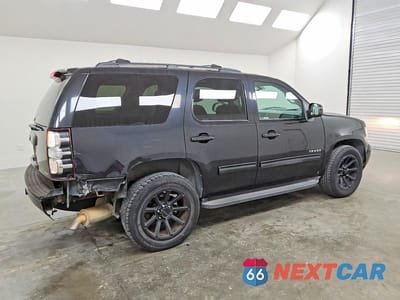 Trzecie zdjęcie samochodu z tyłu: 2012 CHEVROLET TAHOE C1500 LS VIN:1GNSCAE07CR304822 - miniatura