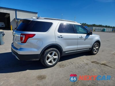 Trzecie zdjęcie samochodu z tyłu: 2016 FORD EXPLORER XLT VIN:1FM5K8D82GGC10157 - miniatura