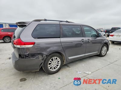 Trzecie zdjęcie samochodu z tyłu: 2012 TOYOTA SIENNA XLE 8-PASSENGER VIN:5TDYK3DC7CS196345 - miniatura