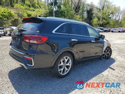 Trzecie zdjęcie samochodu z tyłu: 2019 KIA SORENTO SX V6 VIN:5XYPKDA53KG469333 - miniatura