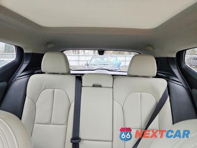 Zdjęcie 10 z 13 samochodu: 2024 VOLVO XC40 ULTIMATE VIN:YV4L12UF7R2375323 - miniatura