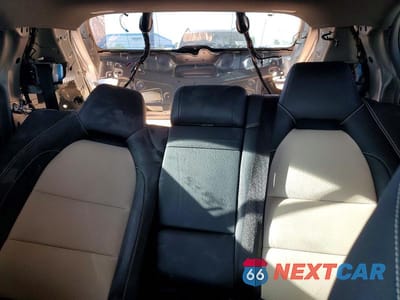 Zdjęcie 10 z 14 samochodu: 2016 MERCEDES-BENZ GLA 45 AMG VIN:WDDTG5CBXGJ228777 - miniatura