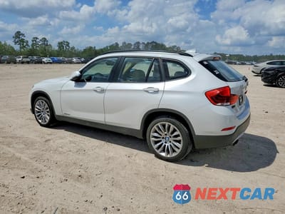 Drugie zdjęcie samochodu z przodu: 2015 BMW X1 XDRIVE28I VIN:WBAVL1C5XFVY35364 - miniatura