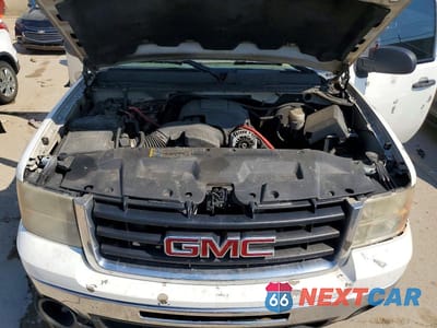 Zdjęcie 11 z 12 samochodu: 2010 GMC SIERRA K1500 SLE VIN:1GTSKVE38AZ194678 - miniatura
