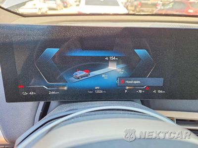 Zdjęcie 9 z 12 samochodu: 2023 BMW IX XDRIVE50 VIN:WB523CF00PCM96768 - miniatura