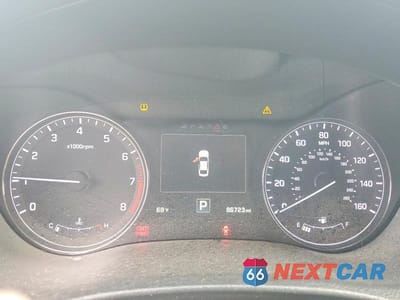 Zdjęcie 9 z 12 samochodu: 2017 GENESIS G80 3.8 VIN:KMHGN4JE9HU210145 - miniatura