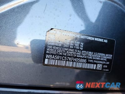 Zdjęcie 12 z 12 samochodu: 2019 BMW 330I VIN:WBA5R1C57KFH05886 - miniatura