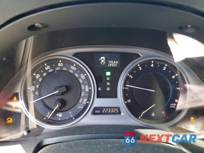 Zdjęcie 9 z 13 samochodu: 2006 LEXUS IS 350 VIN:JTHBE262262003623 - miniatura