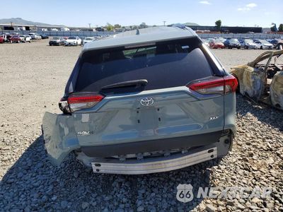 Zdjęcie 6 z 14 samochodu: 2022 TOYOTA RAV4 XLE VIN:2T3W1RFV6NW213343 - miniatura