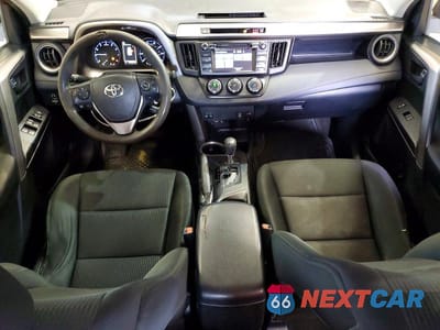 Zdjęcie 8 z 13 samochodu: 2018 TOYOTA RAV4 LE VIN:JTMBFREV3JD228665 - miniatura