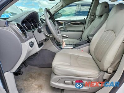 Zdjęcie 7 z 13 samochodu: 2017 BUICK ENCLAVE VIN:5GAKRBKD0HJ341478 - miniatura