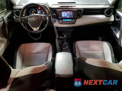 Zdjęcie 8 z 13 samochodu: 2018 TOYOTA RAV4 HYBRID XLE VIN:JTMRJREV5JD193284 - miniatura