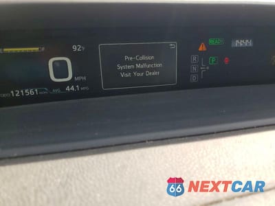 Zdjęcie 9 z 13 samochodu: 2016 TOYOTA PRIUS FOUR VIN:JTDKARFU7G3517731 - miniatura