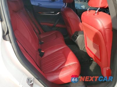 Zdjęcie 10 z 12 samochodu: 2020 MASERATI GHIBLI VIN:ZAM57XSA8L1351443 - miniatura