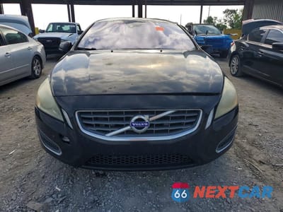 Piąte zdjęcie samochodu w środku: 2012 VOLVO S60 T5 VIN:YV1622FS7C2121278 - miniatura