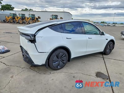 Trzecie zdjęcie samochodu z tyłu: 2026 TESLA MODEL Y VIN:7SAYGDEDXTF407138 - miniatura