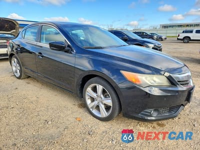 Czwarte zdjęcie samochodu z boku: 2013 ACURA ILX 20 TECH VIN:19VDE1F77DE003593 - miniatura