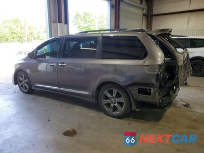 Drugie zdjęcie samochodu z przodu: 2020 TOYOTA SIENNA SE 8-PASSENGER VIN:5TDXZ3DC1LS081795 - miniatura