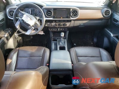 Zdjęcie 8 z 13 samochodu: 2018 TOYOTA TACOMA LIMITED VIN:5TFGZ5AN6JX122513 - miniatura