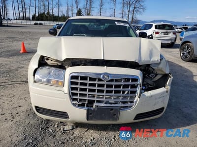 Piąte zdjęcie samochodu w środku: 2006 CHRYSLER 300 VIN:2C3KA43R46H470483 - miniatura