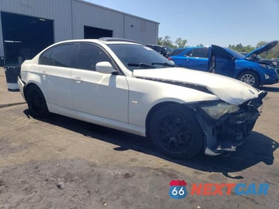 Czwarte zdjęcie samochodu z boku: 2010 BMW 328 I VIN:WBAPH7G56ANM49203 - miniatura