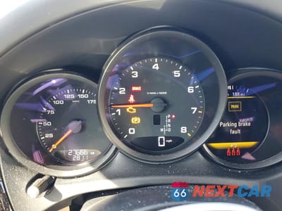 Zdjęcie 9 z 14 samochodu: 2021 PORSCHE MACAN VIN:WP1AA2A51MLB17323 - miniatura