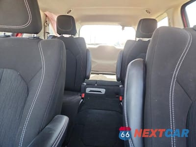 Zdjęcie 10 z 14 samochodu: 2023 CHRYSLER VOYAGER LX VIN:2C4RC1CG5PR566426 - miniatura