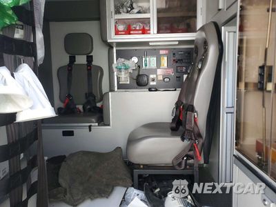 Zdjęcie 10 z 12 samochodu: 2019 FORD E-350 VIN:1FDWE3FSXKDC73136 - miniatura