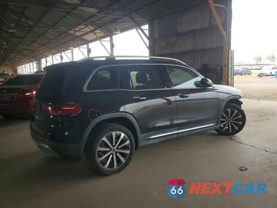 Trzecie zdjęcie samochodu z tyłu: 2021 MERCEDES-BENZ GLB 250 VIN:W1N4M4GB3MW106488 - miniatura