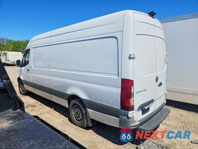 Drugie zdjęcie samochodu z przodu: 2022 MERCEDES BENZ SPRINTER 2500 DELIVERY VAN VIN:W1Y40CHY6NT104474 - miniatura
