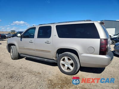 Drugie zdjęcie samochodu z przodu: 2007 CHEVROLET SUBURBAN K1500 VIN:3GNFK16387G145571 - miniatura