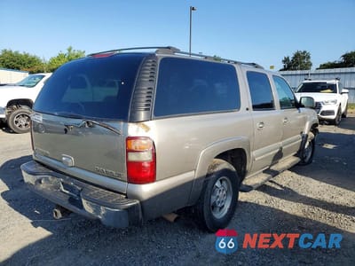 Trzecie zdjęcie samochodu z tyłu: 2002 CHEVROLET SUBURBAN K1500 VIN:1GNFK16T12J211370 - miniatura