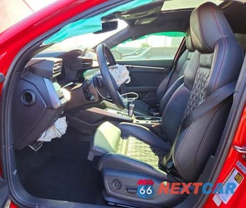Zdjęcie 7 z 12 samochodu: 2024 AUDI S3 PREMIUM PLUS VIN:WAUH3DGY3RA046259 - miniatura