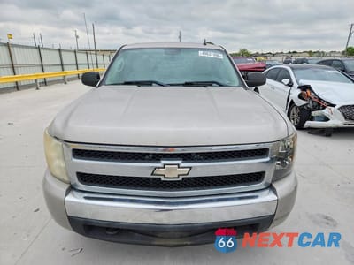 Piąte zdjęcie samochodu w środku: 2008 CHEVROLET SILVERADO C1500 VIN:3GCEC13J08G281098 - miniatura