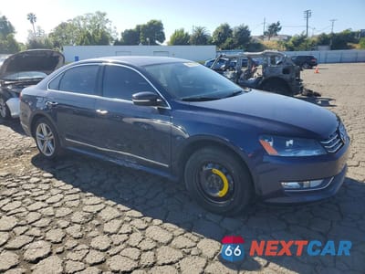 Czwarte zdjęcie samochodu z boku: 2015 VOLKSWAGEN PASSAT SEL VIN:1VWCV7A36FC076276 - miniatura