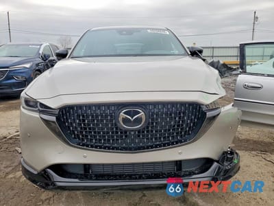 Piąte zdjęcie samochodu w środku: 2025 MAZDA CX-5 PREMIUM VIN:JM3KFBDY6S0538585 - miniatura