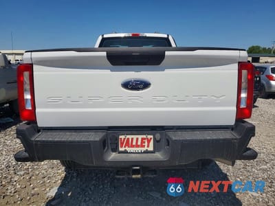 Zdjęcie 6 z 12 samochodu: 2024 FORD F250 SUPER DUTY VIN:1FTBF2BAXREC61144 - miniatura
